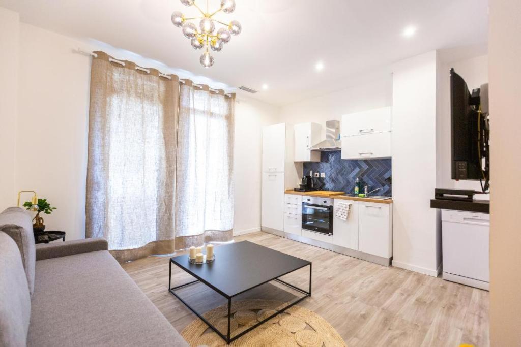 3 Min A Pied De La Gare St Charles - 3 Chambres Avec Clim, Sdb Et Tv 马赛 外观 照片