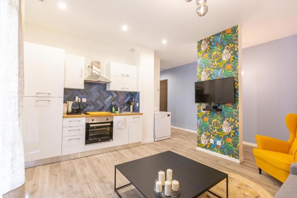 3 Min A Pied De La Gare St Charles - 3 Chambres Avec Clim, Sdb Et Tv 马赛 外观 照片